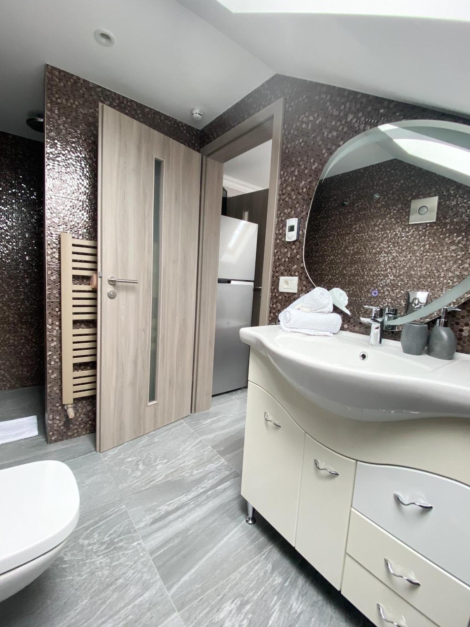 One Room Studio Rîşnov Kültér fotó